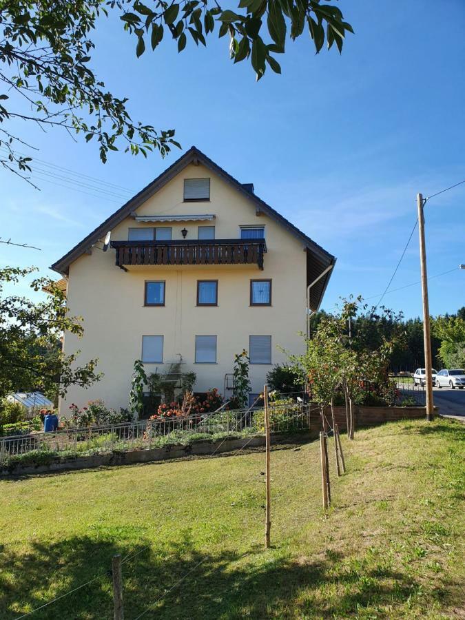 Chickenhill Blackforest, Grosse Ferienwohnung Im Schwarzwald Bad Wildbad Exterior photo
